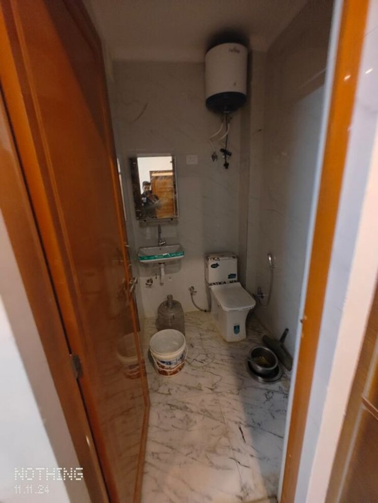 Bathroom, dlf-city-phase-iii 1 RK 295 Sq.Ft. Builder Floor In Sector 24 Gurgaon 9903652