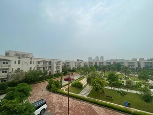 3 BHK Villa For Rent in BPTP Amstoria, Sector 102