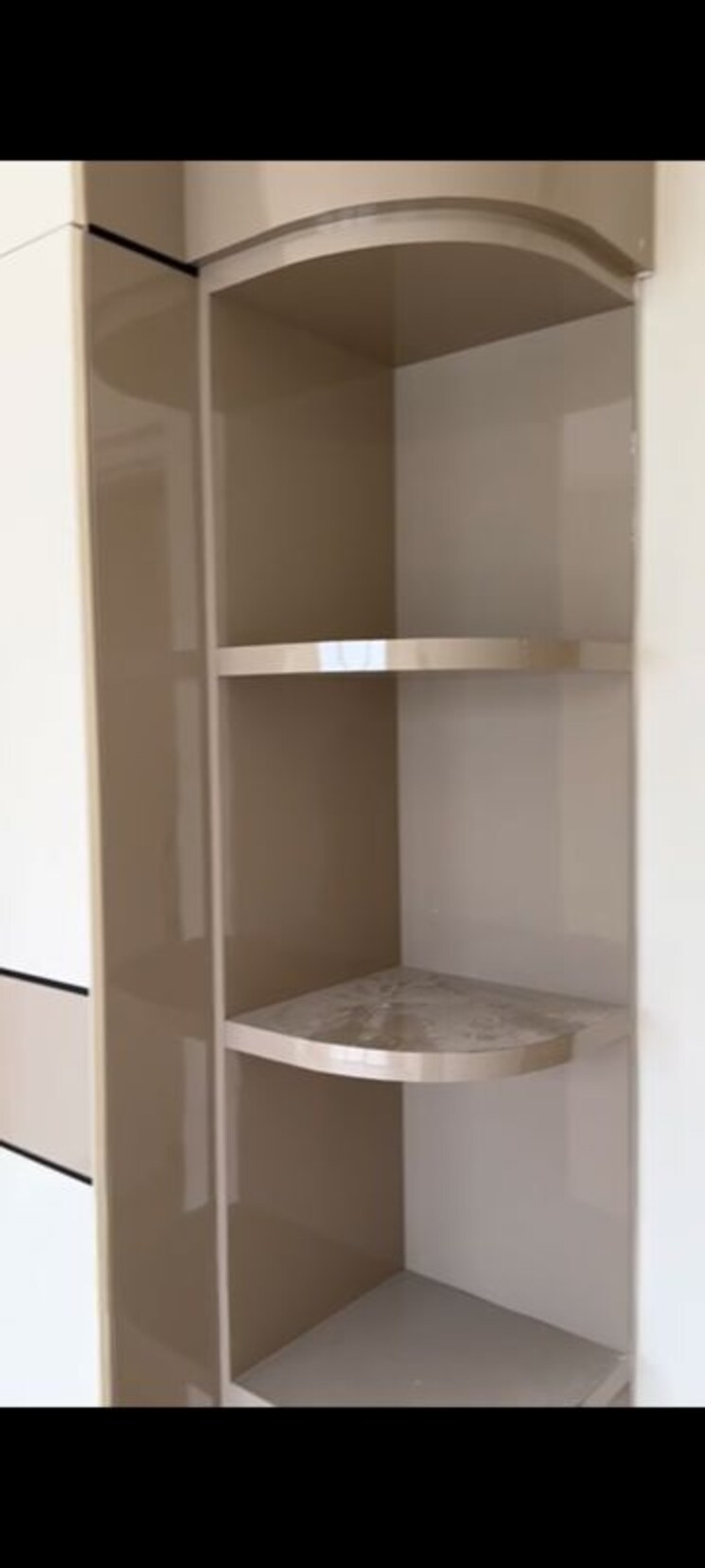 Room, dlf-regal-gardens 4 Bedroom 2250 Sq.Ft. Apartment In Sector 90 Gurgaon 9903611