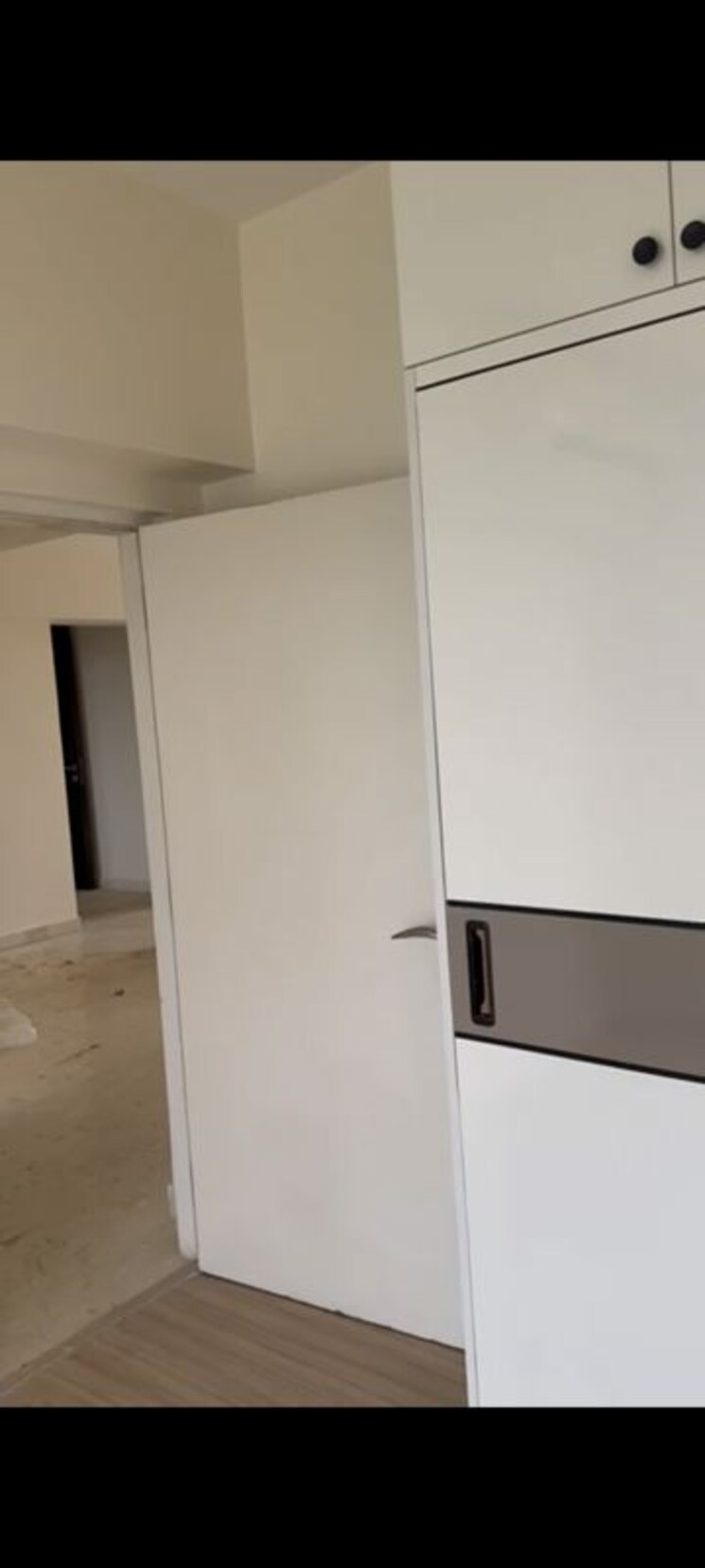 Room, dlf-regal-gardens 4 Bedroom 2250 Sq.Ft. Apartment In Sector 90 Gurgaon 9903611