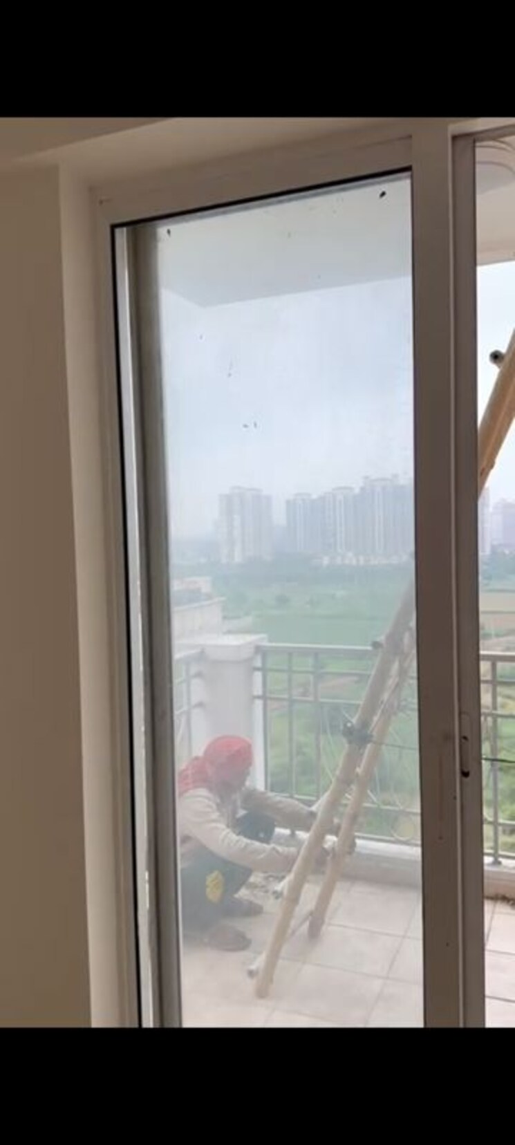 Bedroom, dlf-regal-gardens 4 Bedroom 2250 Sq.Ft. Apartment In Sector 90 Gurgaon 9903611