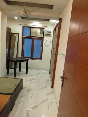 Room in 2 BHK Apartment at Vasant Kunj – for Rent