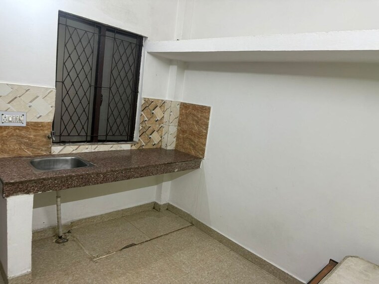 Kitchen, saket 1 Bedroom 500 Sq.Ft. Builder Floor In Saket Delhi 9903685