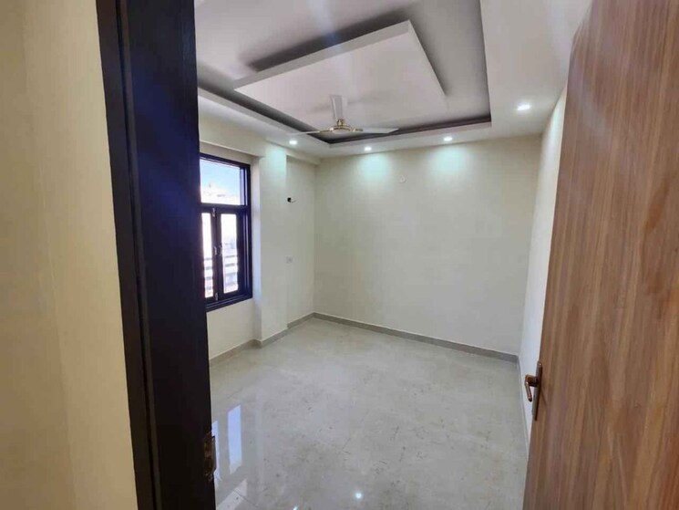 Room, saket 2 Bedroom 500 Sq.Ft. Builder Floor In Saket Delhi 9903693