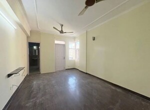 Room in 3 BHK Apartment at Emaar Gurgaon Greens, Sector 102 – for Rent