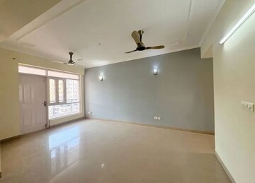 Room in 3 BHK Apartment at Emaar Gurgaon Greens, Sector 102 – for Rent