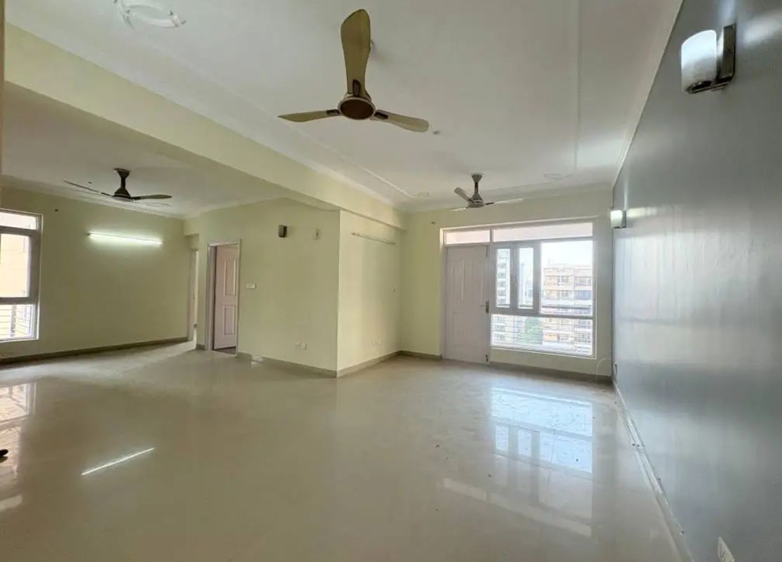 3 BHK + Pooja Room,Servant Room,Extra Room Apartment For Rent in Emaar Gurgaon Greens