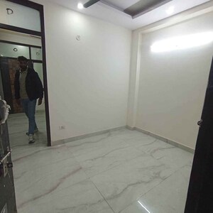 Room in 2 BHK Builder Floor at Saket – for Rent