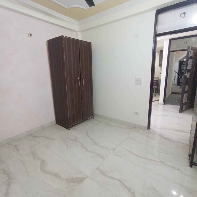 Room, saket 2 Bedroom 9000 Sq.Ft. Builder Floor In Saket Delhi 9903758
