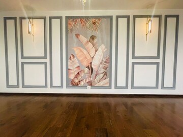 Room in 3.5 BHK Apartment at Krisumi Waterfall Residences, Sector 36a – for Rent