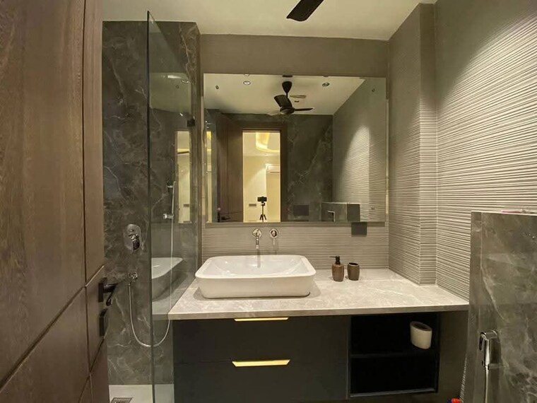 Kitchen, saket 3 Bedroom 1500 Sq.Ft. Builder Floor In Saket Delhi 9903771