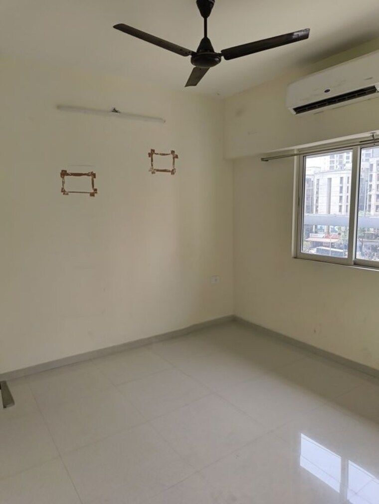 Bedroom, omkar-signet 2 Bedroom 800 Sq.Ft. Apartment In Malad East Mumbai 9903767
