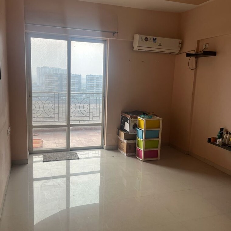 Room, nyati-evita 2.5 Bedroom 1050 Sq.Ft. Apartment In Madhav Nagar Pune 9903778