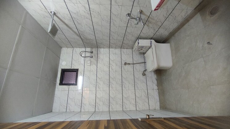 Bathroom, sector 73 2 Bedroom 980 Sq.Ft. Apartment In Sector 73 Noida 9903784