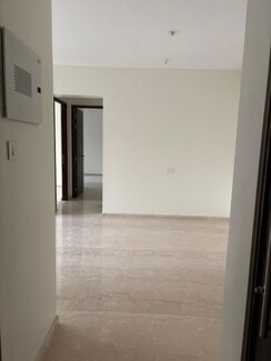 2 BHK Apartment For Sale in Kalpataru Elitus