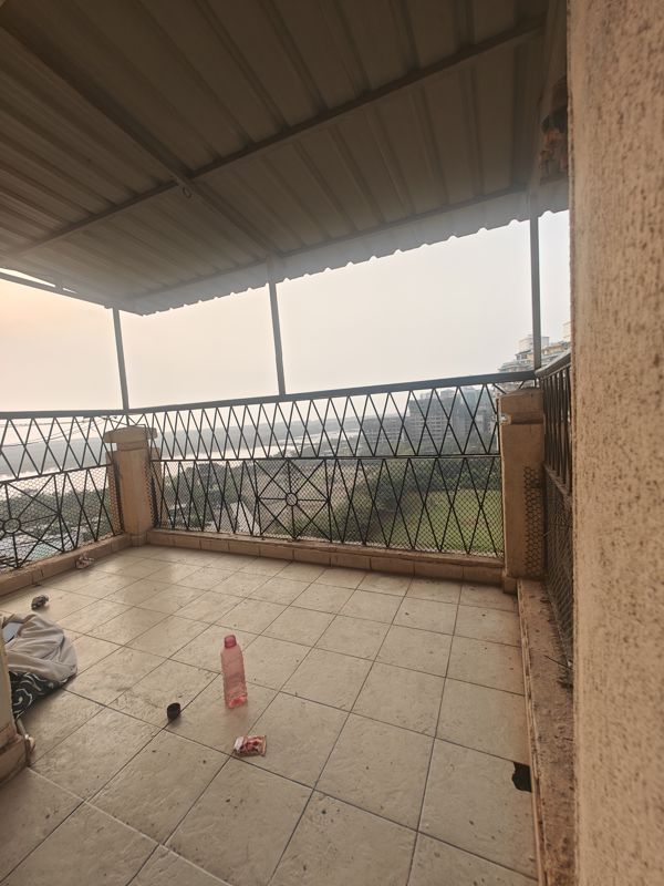 2 BHK + Servant Room 1150 Sq.Ft. Apartment in NRI Complex Phase 2