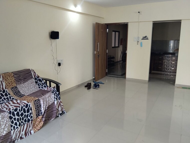 Room, sunshine-tower 2 Bedroom 815 Sq.Ft. Apartment In Mulund West Mumbai 9903825