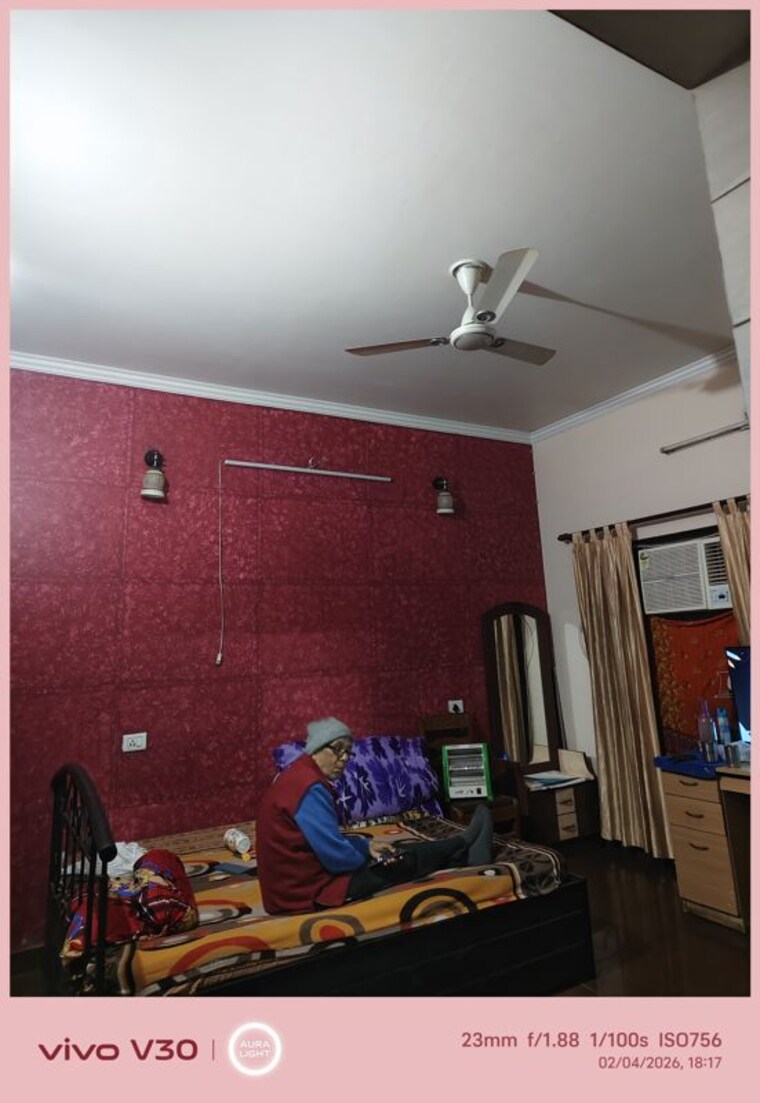 undefined, gomti nagar 6 Bedroom 2230 Sq.Ft. Independent House In Gomti Nagar Lucknow 9903827