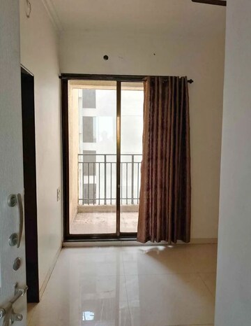 Room in 1 BHK Apartment at Aastha Palace, Taloja – for Rent