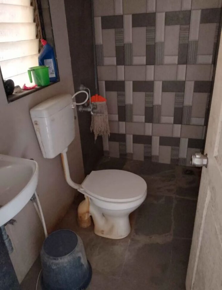Bathroom, aastha-palace 1 Bedroom 367 Sq.Ft. Apartment In Taloja Navi Mumbai 9903843