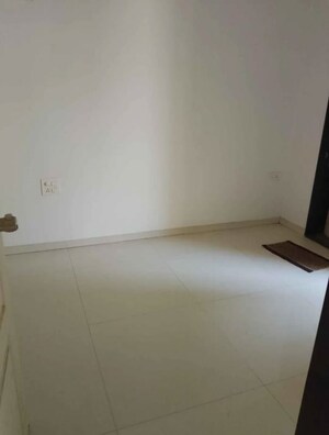 Room in 1 BHK Apartment at Aastha Palace, Taloja – for Rent