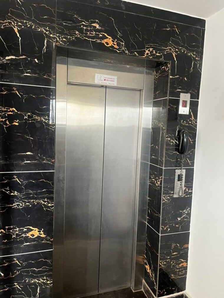 undefined, parklands 3 Bedroom 250 Sq.Yd. Builder Floor In Sector 85 Faridabad 9903848