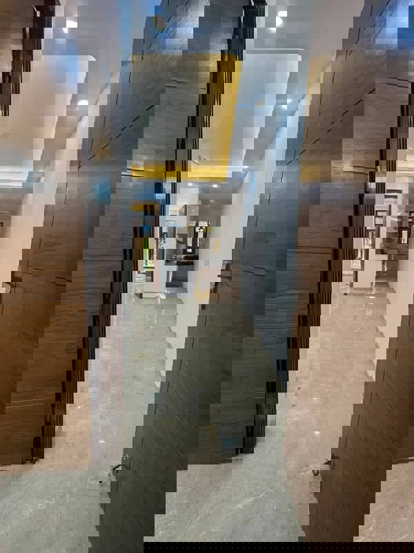 1 RkBuilder Floor For Rent in Saket