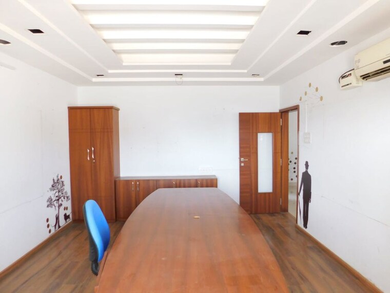 Room, madhapur Commercial Office Space 1260 Sq.Ft. In Madhapur Hyderabad 9903872