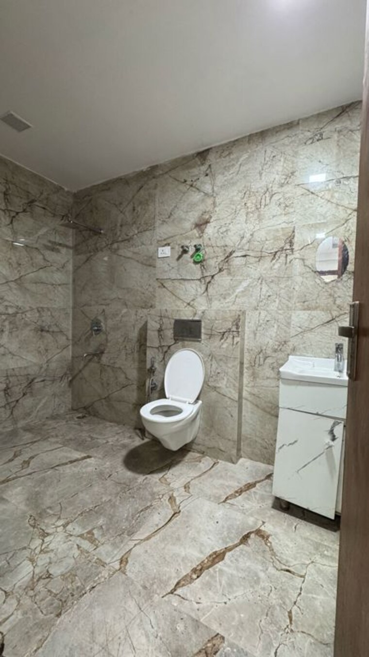 Bathroom, palm-residency-chhatarpur 3 Bedroom 1250 Sq.Ft. Apartment In Rajpur Khurd Extension Delhi 9903882