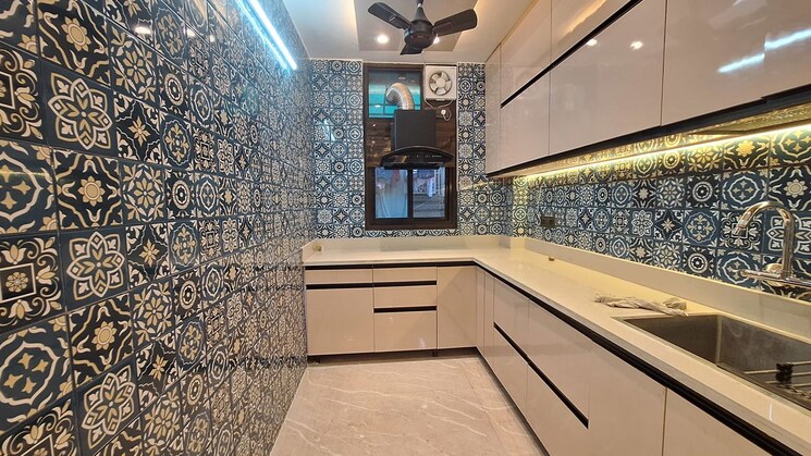 Kitchen, panchsheel vihar 3 Bedroom 1130 Sq.Ft. Builder Floor In Panchsheel Vihar Delhi 9903884