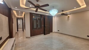 Room in 3 BHK Builder Floor at Panchsheel Vihar – for Sale