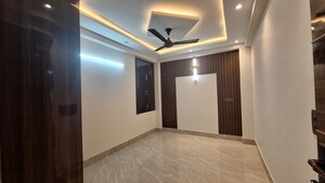 Room in 3 BHK Builder Floor at Panchsheel Vihar – for Sale