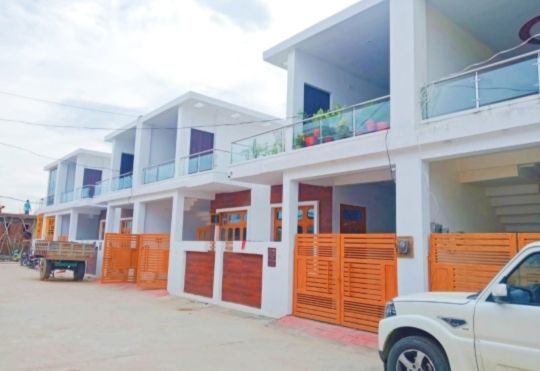 2 BHK + Pooja Room Villa For Sale in Gomti Nagar