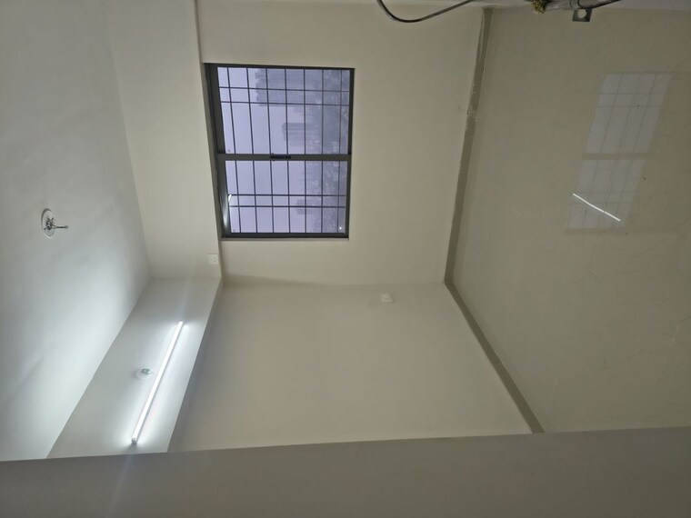 Room, sion east 1 Bedroom 320 Sq.Ft. Apartment In Sion East Mumbai 9903898