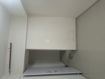 Furnished Amenities in 1 BHK Apartment at Sion East – for Rent