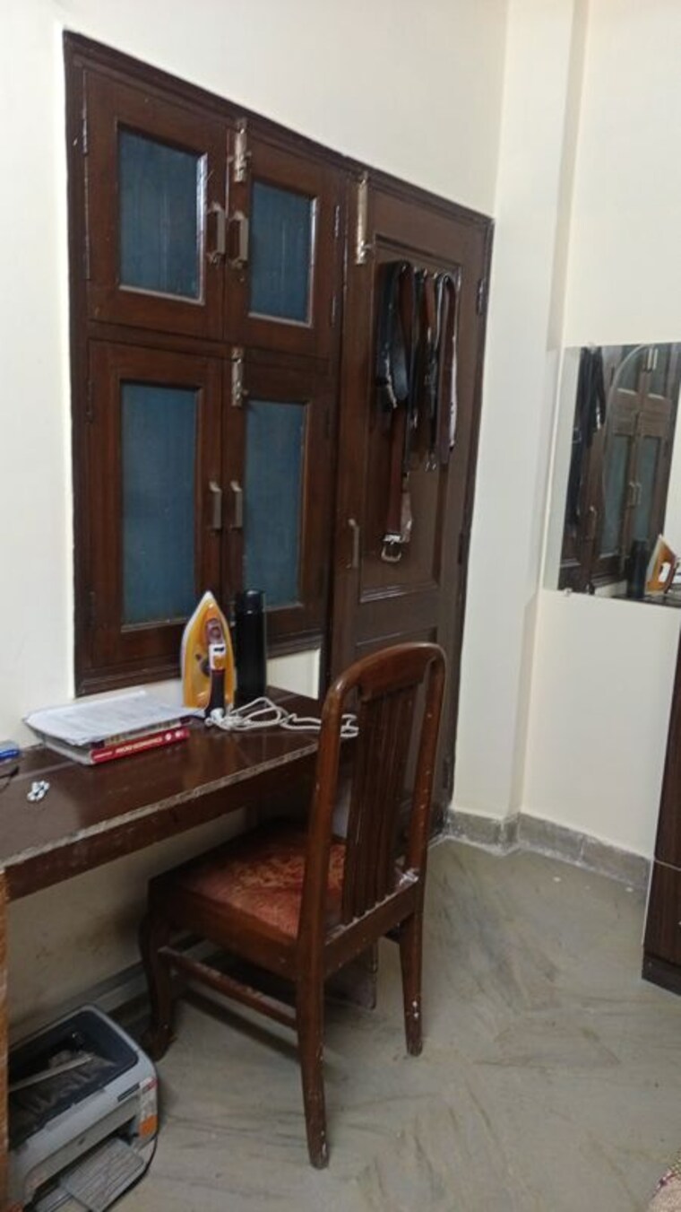 undefined, patel nagar 2 Bedroom 1000 Sq.Ft. Builder Floor In Patel Nagar Delhi 9903910
