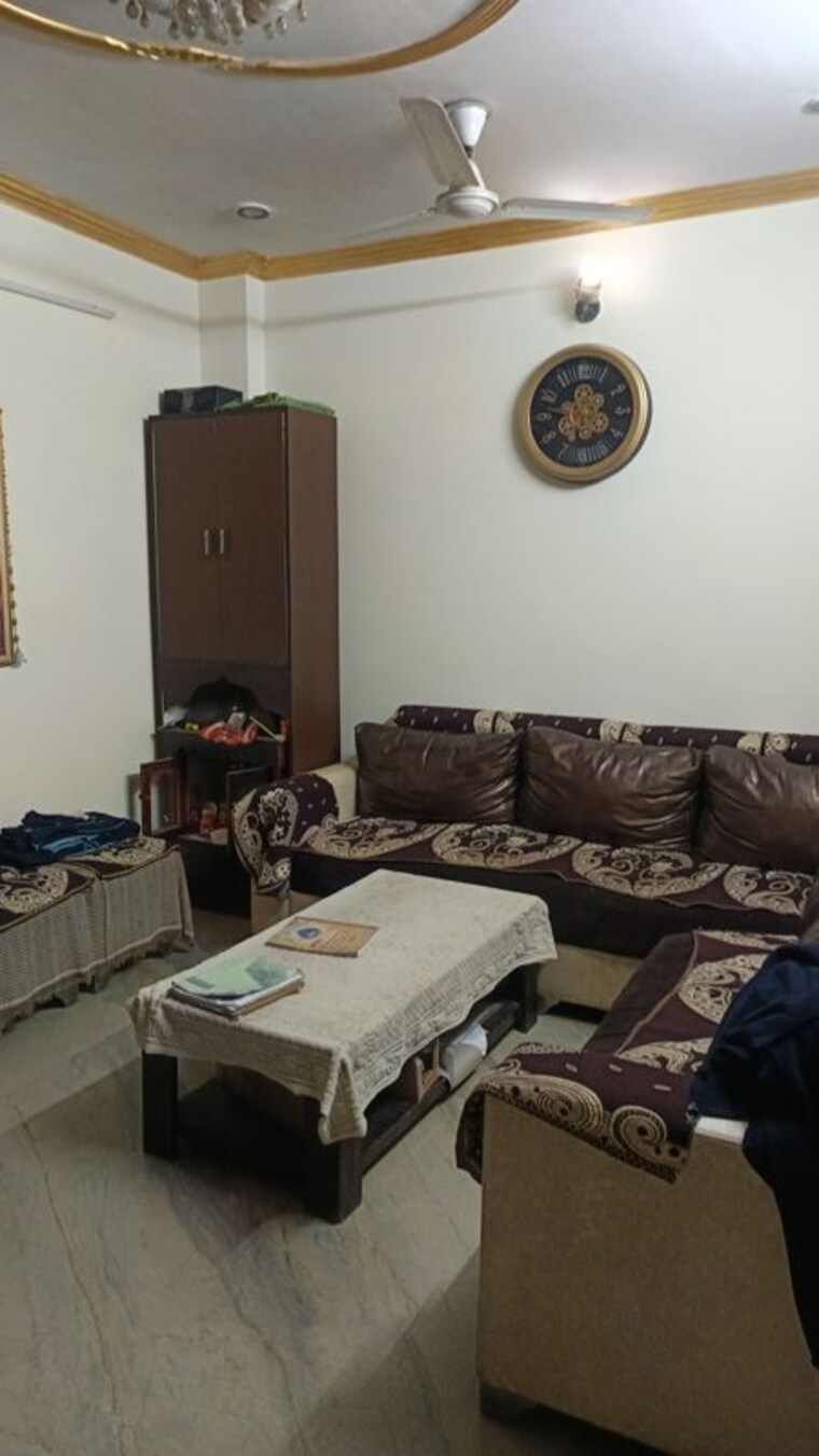 Team Area, patel nagar 2 Bedroom 1000 Sq.Ft. Builder Floor In Patel Nagar Delhi 9903910