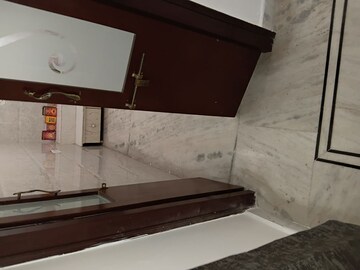 Furnished Amenities in 3 BHK Villa at Neknampur – for Rent