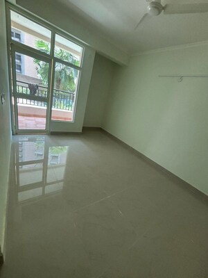 Room in 2 BHK Apartment at JKG Palm Court, Sector 16c Greater Noida – for Rent