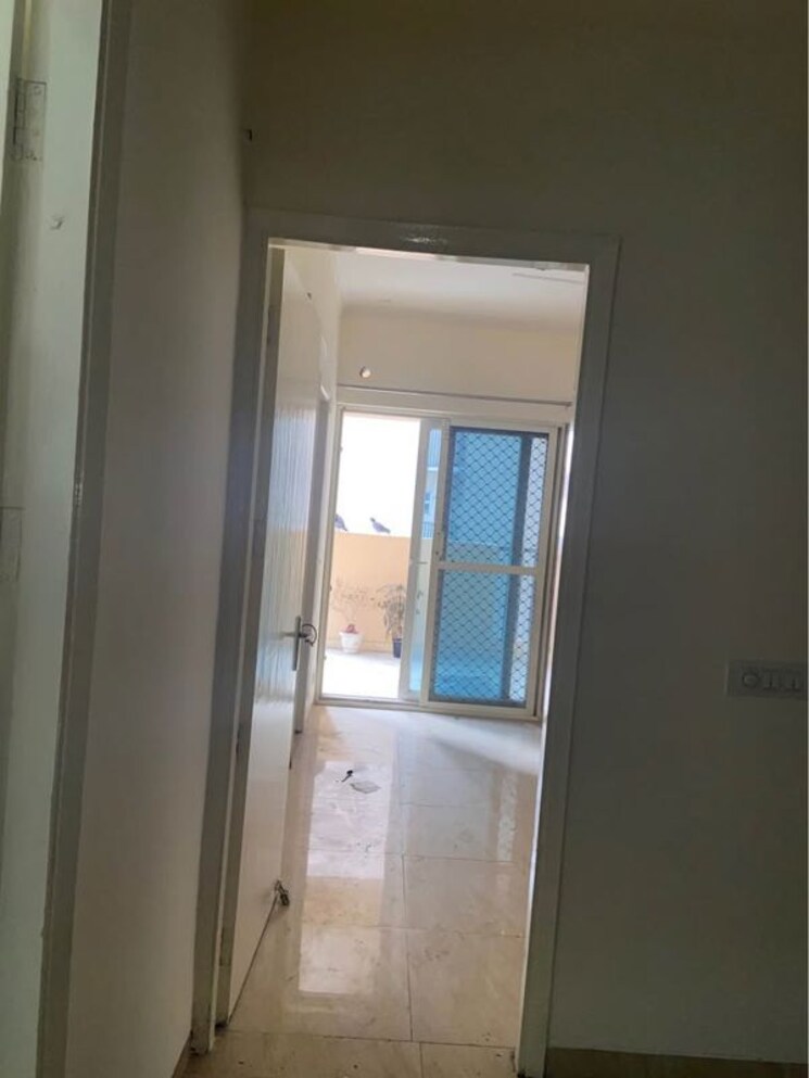 undefined, gaur-city-2-14th-avenue 2 Bedroom 990 Sq.Ft. Apartment In Sector 16c Greater Noida Greater Noida 9903929