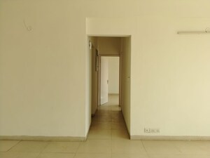 Room in 2 BHK Apartment at Vatika City Homes, Sector 83 – for Rent