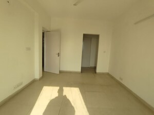 Room in 2 BHK Apartment at Vatika City Homes, Sector 83 – for Rent