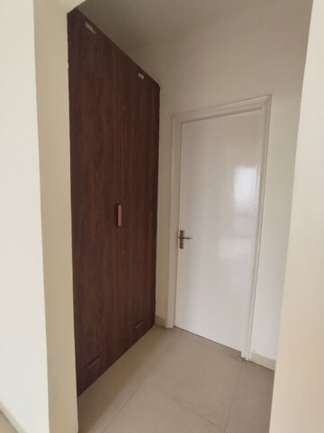 Room in 2 BHK Apartment at Vatika City Homes, Sector 83 – for Rent