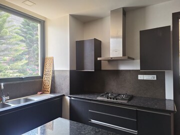 Kitchen in 4 BHK Villa at Prestige Golfshire, Nandi Hills – for Rent