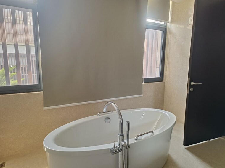 Bathroom, prestige-golfshire 4 Bedroom 9268 Sq.Ft. Villa In Nandi Hills Bangalore 9903947