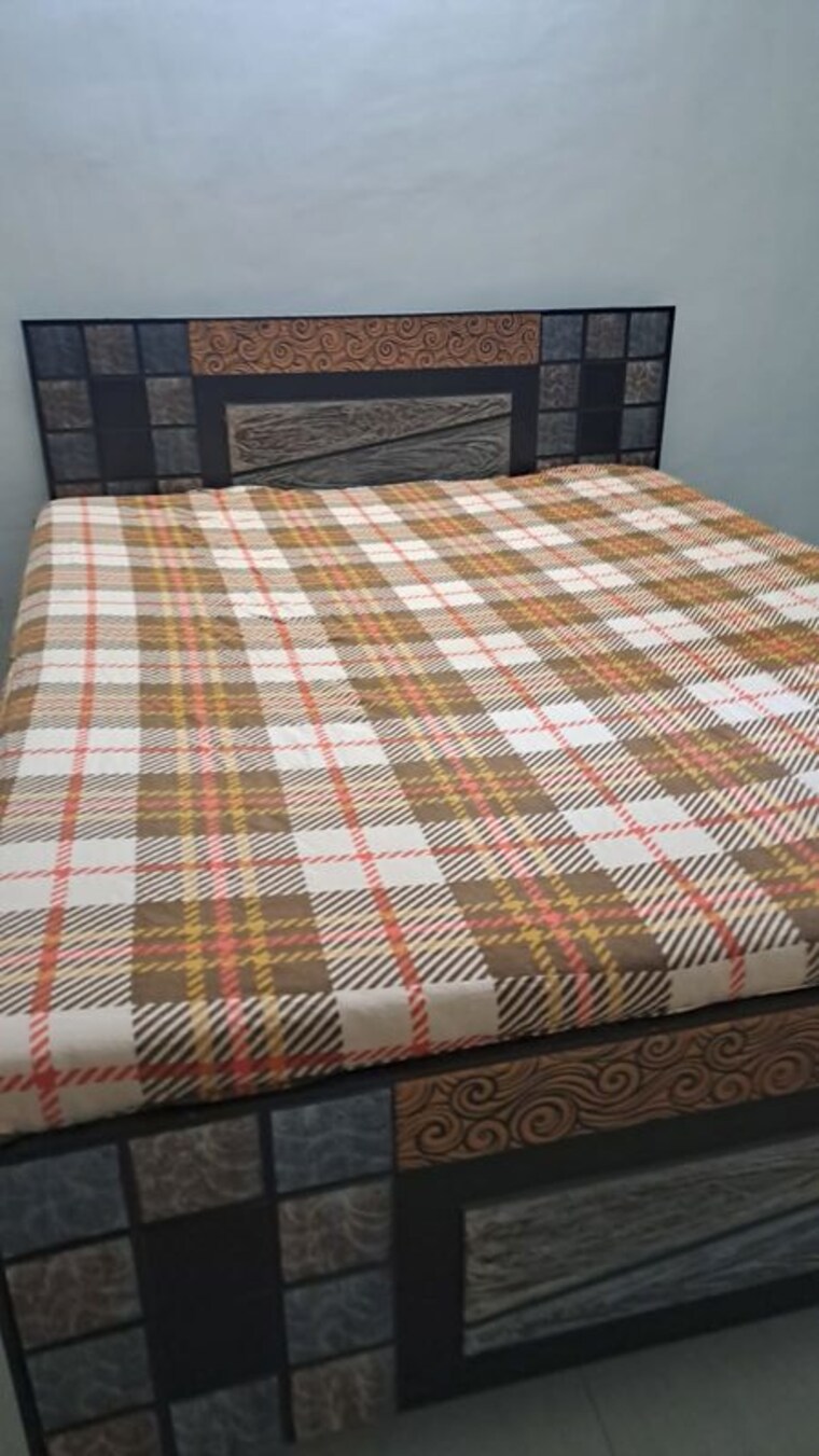 Bedroom, prahlad nagar 4 Bedroom 3600 Sq.Ft. Apartment In Prahlad Nagar Ahmedabad 9903945