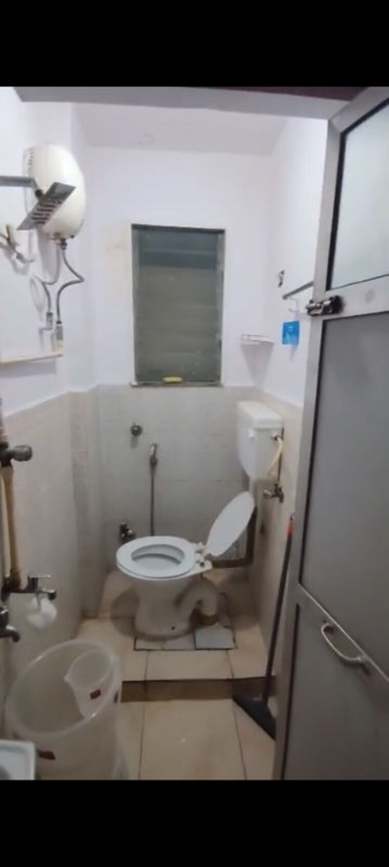 Bathroom, vakola 1 RK 250 Sq.Ft. Apartment In Vakola Mumbai 9903997