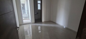 Room in 3.5 BHK Independent House at Smart World Gems, Sector 89 – for Rent