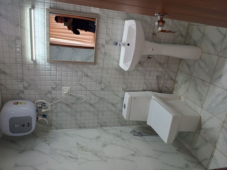 Attached Bathroom, earthcon-beetle-suites 1 Bedroom 611 Sq.Ft. Apartment In Chi V Greater Noida Greater Noida 9904037