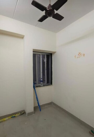 Room in 1 RK Apartment at Vakola – for Rent